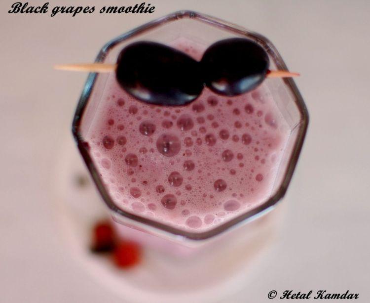 black-grape-smoothie