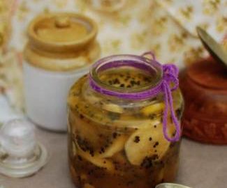 sweet-and-tangy-turnip-pickle-12
