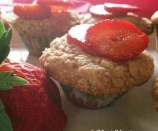 fresh-strawberry-muffins