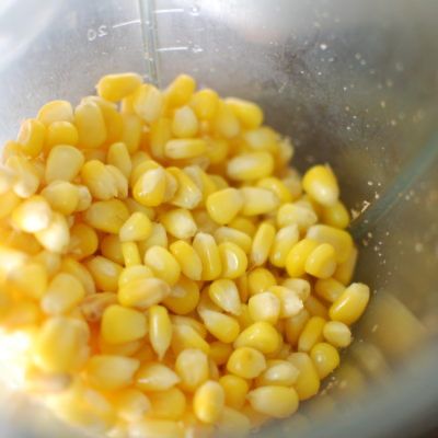 boiled sweet corn in a food processor for cheese corn balls recipe, how to make corn cheese balls