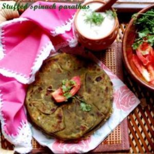 stuffed-spinach-paratha