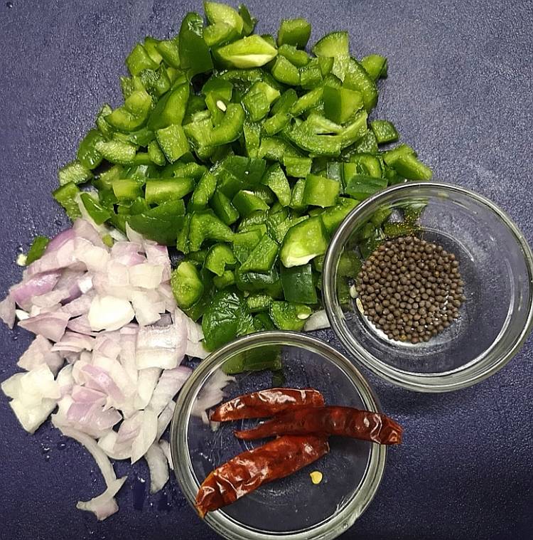 how to make Capsicum Raita or Shimla Mirch Raita. finely chopped capsicums, onions, red chili and miustard seeds for capsicum raita
