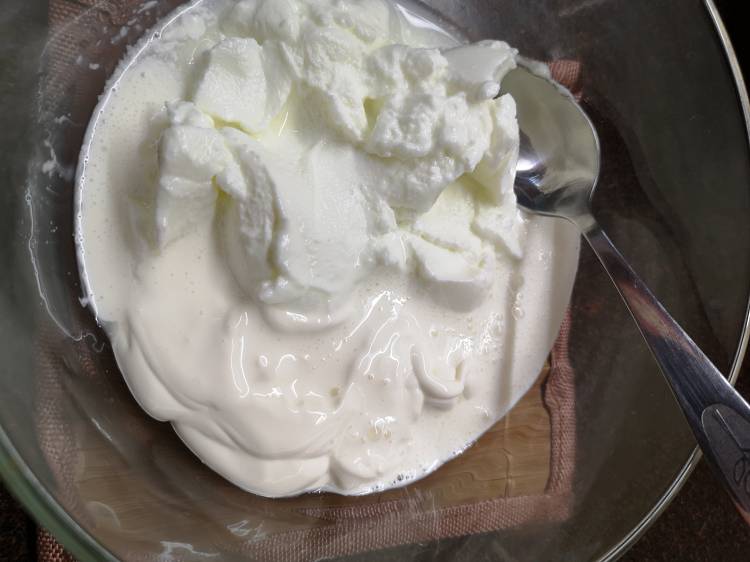 mixing yogurt and cream for fruit cream recipe, Easy Fruit cream recipe 