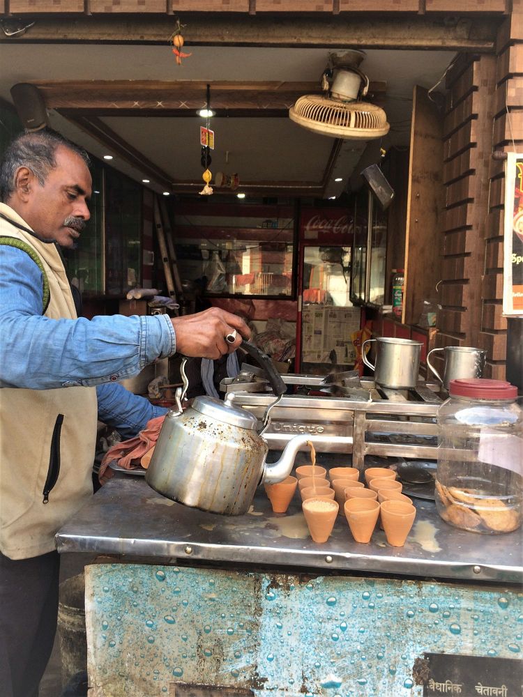 the ultimate banaras food guide, food culture of Varanasi, chai in kulhad