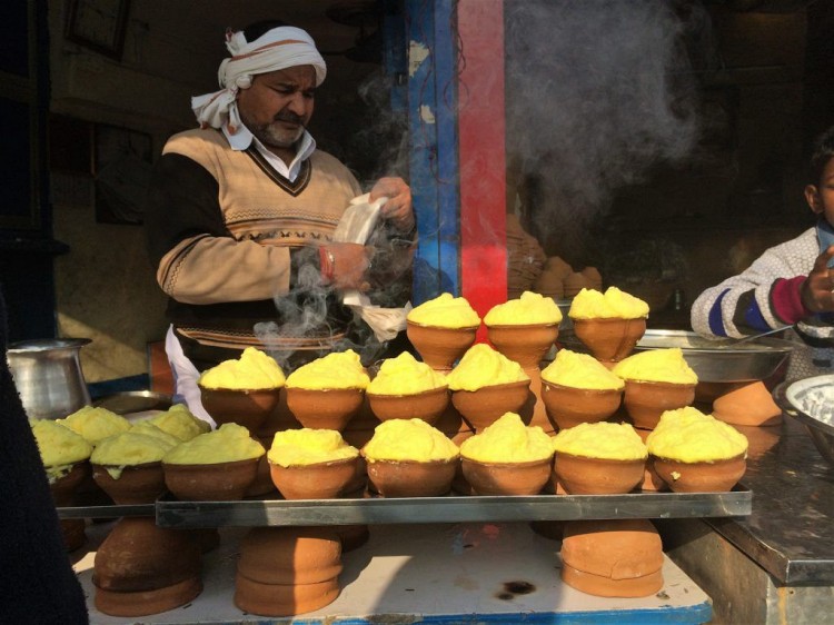 the ultimate banaras food guide, food culture of Varanasi, malaiyo in banaras