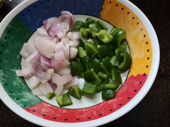 Onion and Capsicum for Mix Veg Recipe, mix veg curry recipe