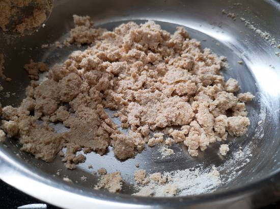 roasting Amaranth flour in ghee for Rajgira Sheera Recipe ,  how to make rajgira flour sheera for vrat