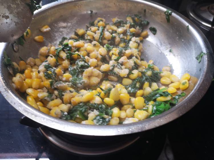 incorporating all-purpose flour, spinach and sweet corn