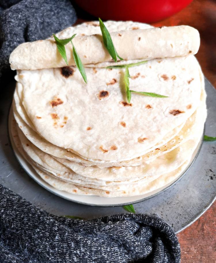 close up look of Mexican Flour Tortilla Recipe | Flour Tortillas