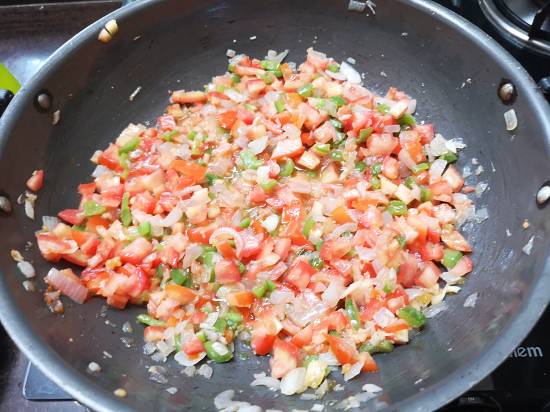 cook till tomatoes are mushy in pav bhaji recipe