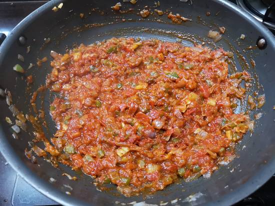 mix the spices in pav bhaji