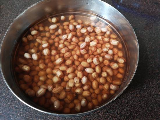 Soaking peanuts for Peanut Sundal | verkadalai sundal | nilakadalai sundal