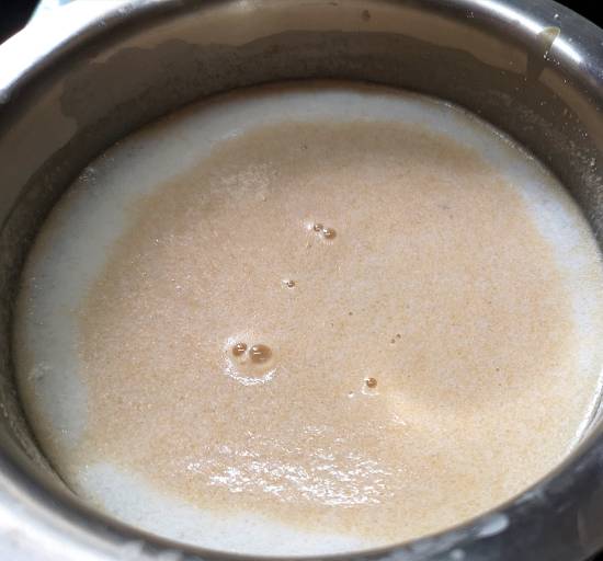 whisk the rajgira flour in vrat kadhi | rajgira kadhi recipe