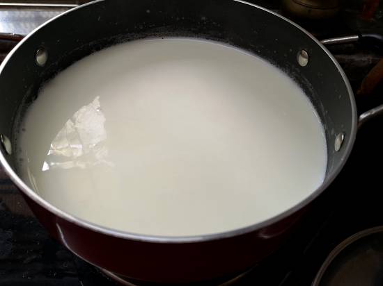 boiling milk for sabudana kheer recipe