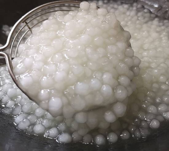 close up look of soft tapioca pearls for sabudana kheer , How to make sago payasam , vrat recipes