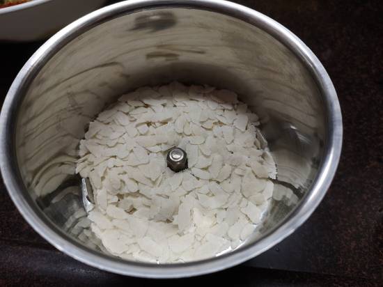 grinding poha for Recipe of Sweet Corn tikkis | Sweet Corn Pattice Recipe