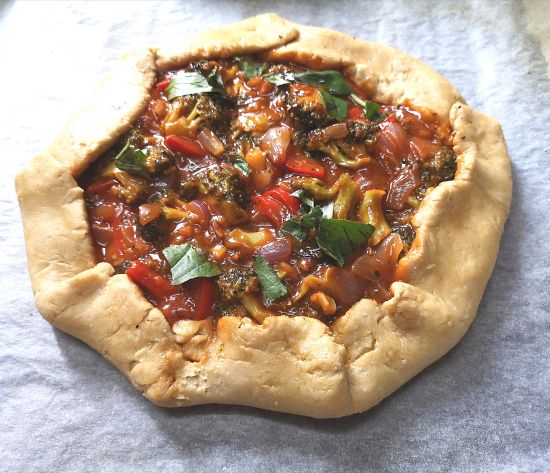 baked and ready broccoli and red bell pepper galette