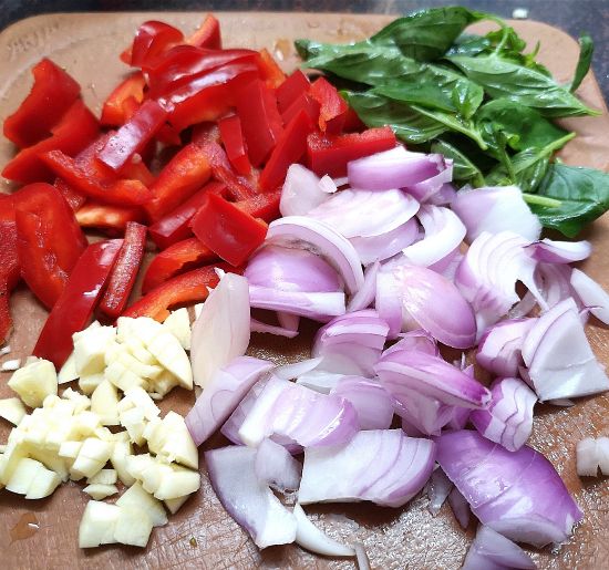 red bell pepper, basil and onion slices for galette filling