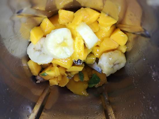 Frozen mango and banana pieces